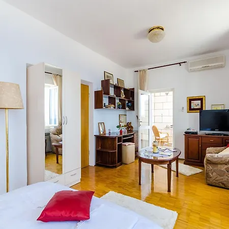 Apartment Cicko - Studio With Sea And City View *